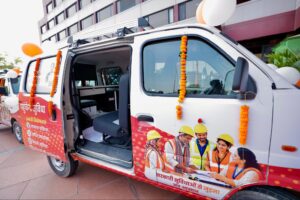 Namo Shramik Seva Kendra vans