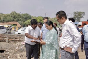 CM Rekha Gupta Reviews Chhath Ghat Preparations